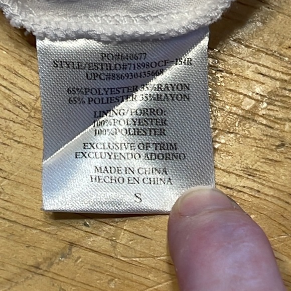 Embroidered Tank Top - Picture 8 of 14